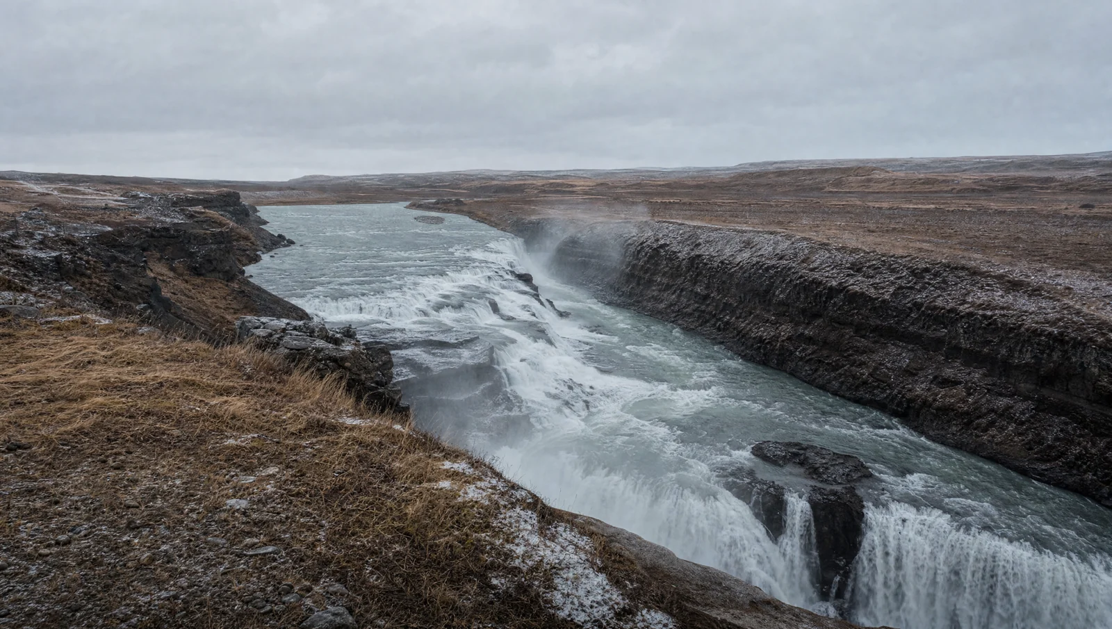 Gullfoss,AI 风景概念图